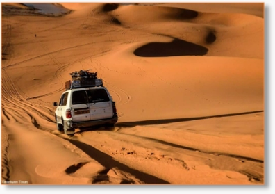 Customized 4x4 Sahara Sand Desert Tours from Djanet with Tinariwen Tours